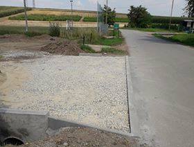 Parking przy boisku bocznym przy TS&nbsp;Węgrzce