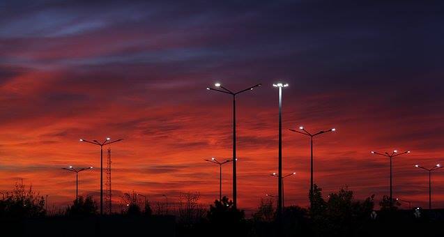 Nieświecące lampy uliczne w&nbsp;Węgrzcach