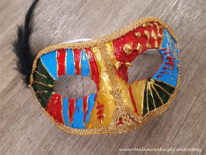 Relacja z&nbsp;warsztatów masek karnawałowych