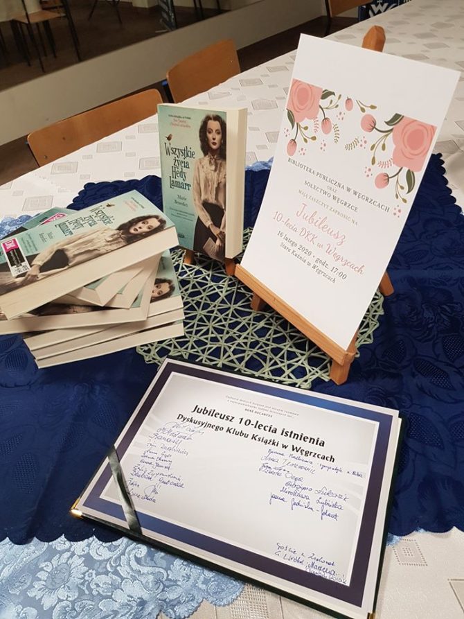 Fotorelacja z&nbsp;jubileuszu Dyskusyjnego Klubu Książki w&nbsp;Węgrzcach
