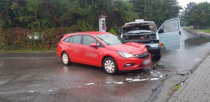 8.10.2020 – zderzenie dwóch pojazdów na&nbsp;skrzyżowaniu B4/B1/B3