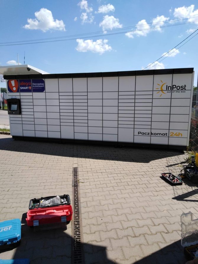 Nowy paczkomat w&nbsp;Węgrzcach