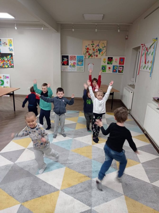 Ukraińska Chatka – wsparcie dla ukraińskich dzieci w&nbsp;budynku Kuźni