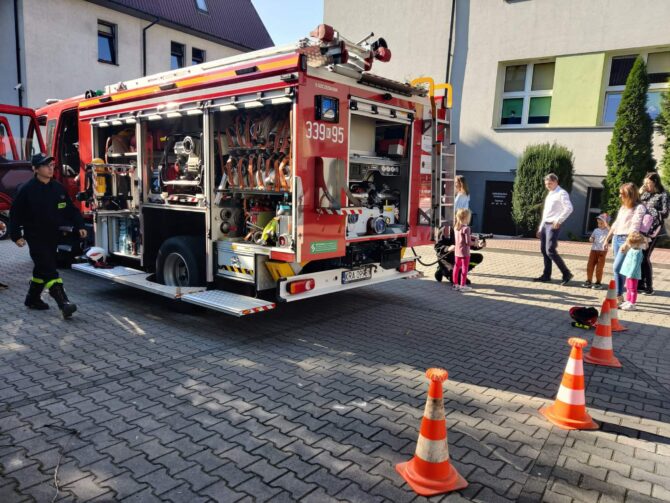 Strażacy z&nbsp;OSP Węgrzce edukują