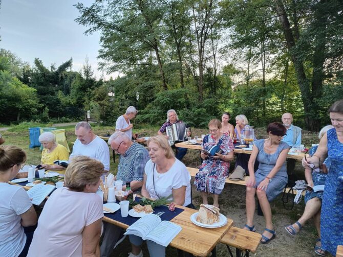 Relacja ze&nbsp;spotkania Węgrzeckie Pogaduchy w&nbsp;ramach projektu Danie Wspólnych Chwil z&nbsp;Fundacją Biedronki