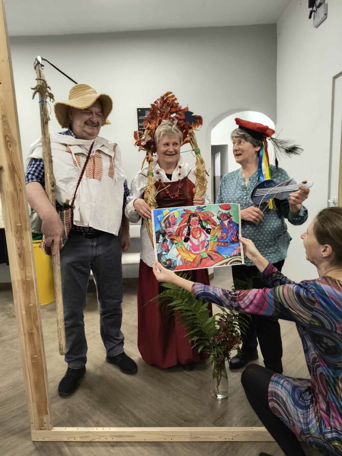 Seniorzy gotowi do&nbsp;świętowania Dnia Niepodległości